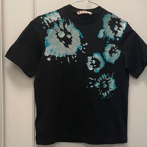 Marni Short Sleeve Cotton Tee with Glitter Splash Pattern🏥